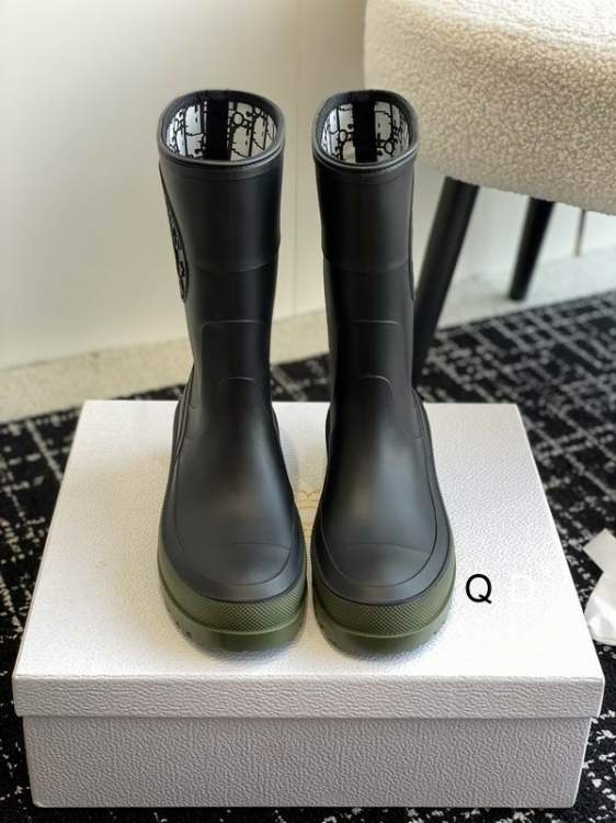 Picture of Dior Shoes _SKUDiorsz35-403CGDT07023441